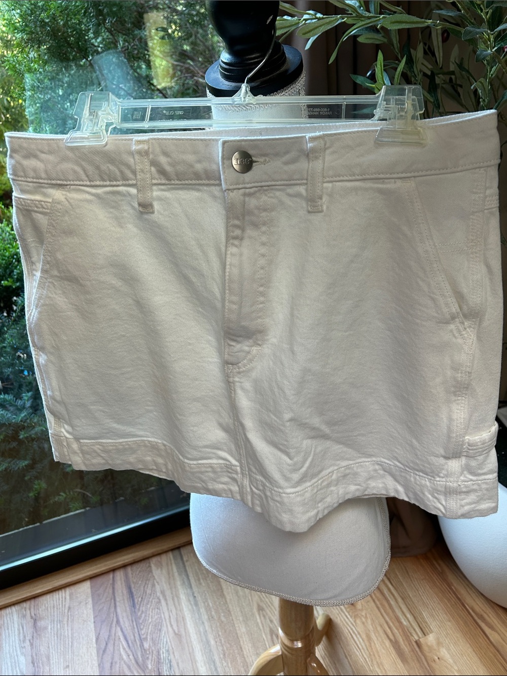 LEE. New!White Women’s Cotton Blend denim skirt 12